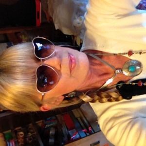 Meet your Posher, Cheryl